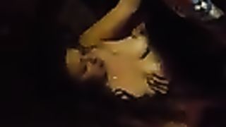 Зрелая баба соблазнила молодого соседа и трахнулась с ним